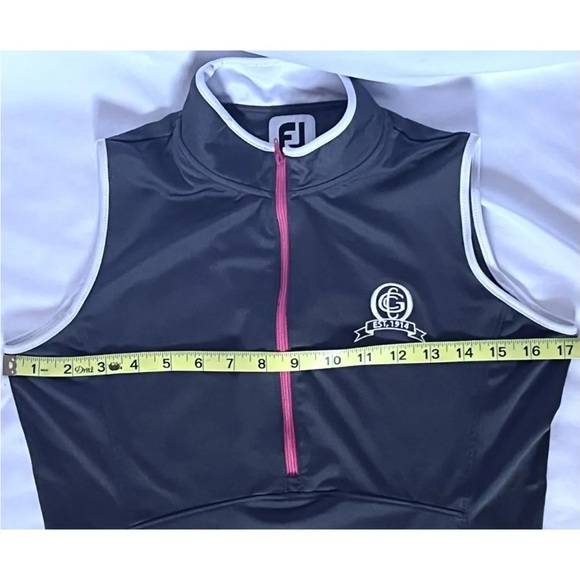 Womens FJ Footjoy 1/2 Zip Woven‎ Windbreaker Shell Performance Vest XS - Picture 7 of 9
